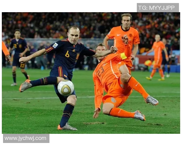 足球明星与他们的相似人物揭秘你不知道的那些相似之处与故事